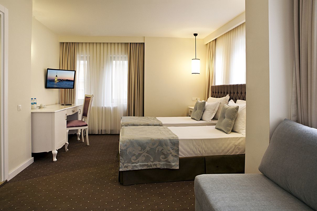 Taximtown Hotel Istanbul Bagian luar foto